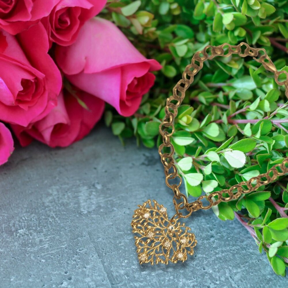 Heart Rhinestone Charm Bracelet - Picture 11 of 12